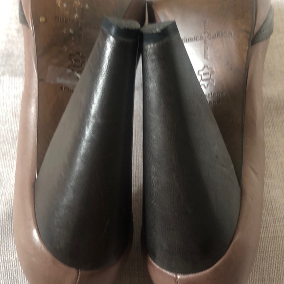 Shoes - Picture 6 of 6